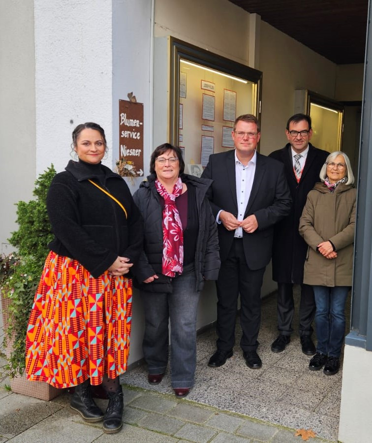 Ausstellungsbesichtigung mit Holger Grießhammer