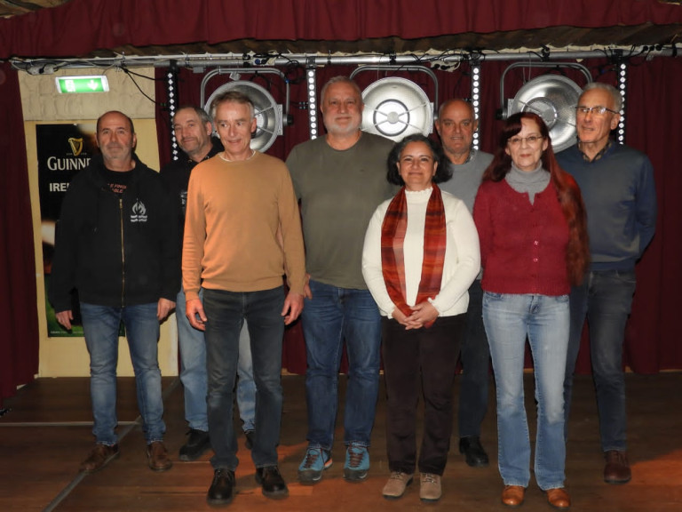 von links nach rechts:Wolfgang Schweyer, Richard Bihlmaier, Dr. Jürgen Lange, Önder Tosun, Rabiye Özmen, Josef Cebulj, Karin Ajomali und Jürgen Thiemann.   Nicht auf dem Foto, aber ebenfalls Teil der Liste, sind Alexander Baum und Frank Wilhelm. 